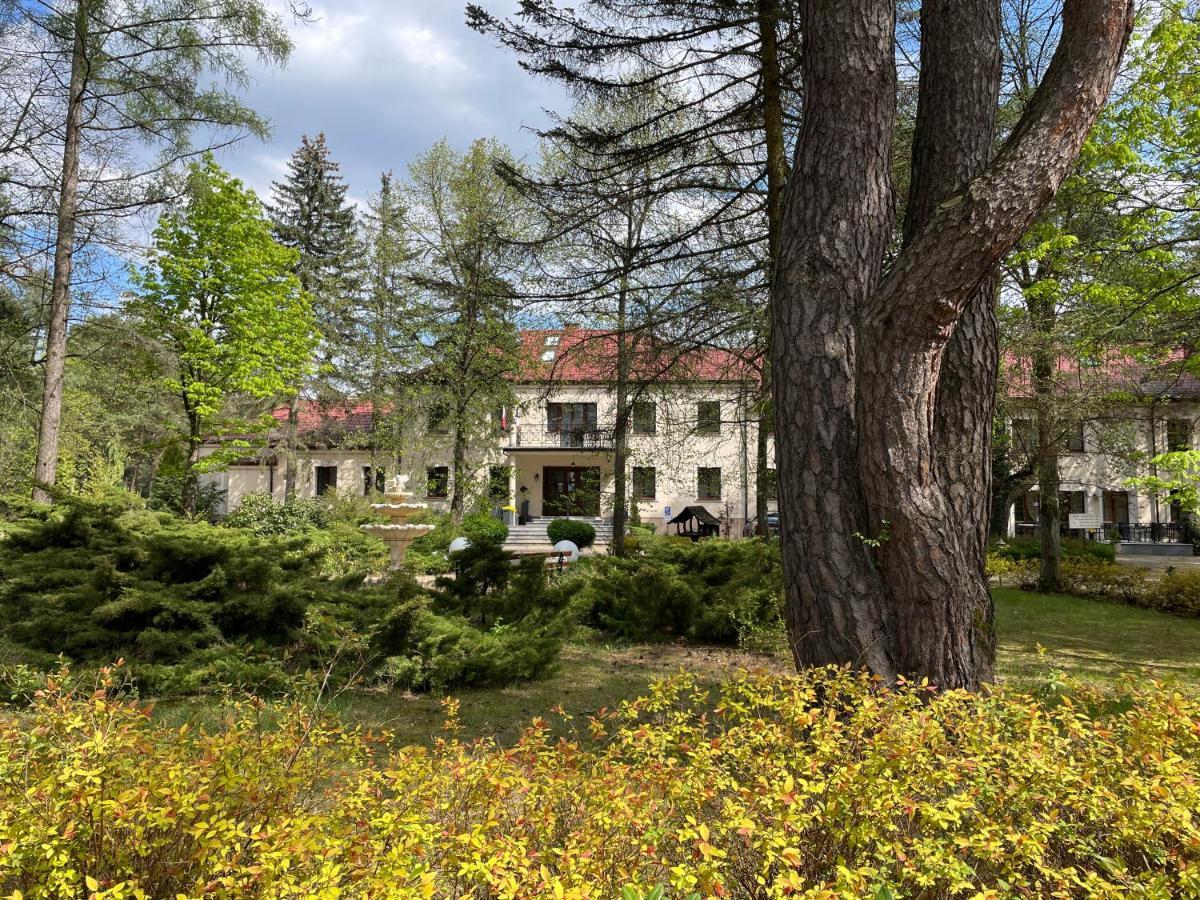 Park Rekreacyjno-Biznesowy Las Woda Wilga Eksteriør billede